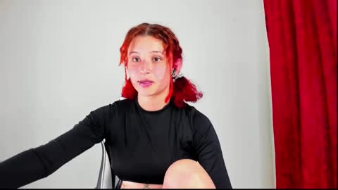 Snapshot of valent_27 chatting on January 2025 04:41:02 AM Valentina online show from January 2025 04:41:02 AM