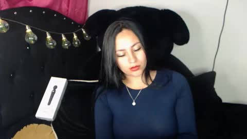 Snapshot of valenthina_96 chatting on January 2026 11:51:02 PM valenthina_96 online show from January 2026 11:51:02 PM