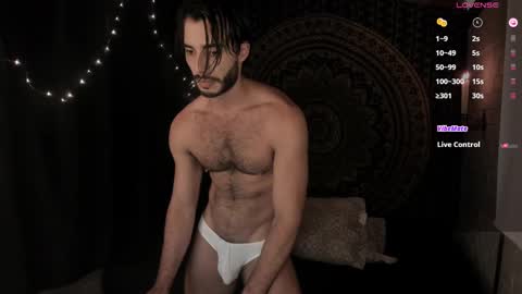Snapshot of valentin_hoffman chatting on March 2025 01:37:01 PM valentin_hoffman online show from March 2025 01:37:01 PM