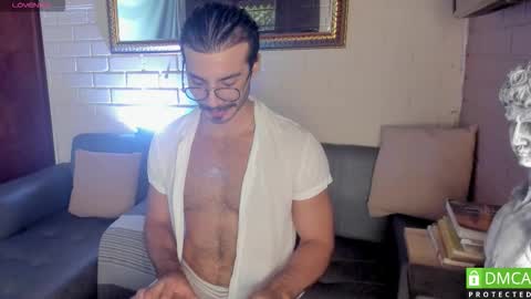 Snapshot of valentin_hoffman chatting on October 2025 12:00:02 PM valentin_hoffman online show from October 2025 12:00:02 PM
