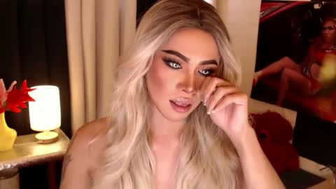 Snapshot of valentina_goddess_tsxxx chatting on February 2025 03:08:02 AM Amanda online show from February 2025 03:08:02 AM