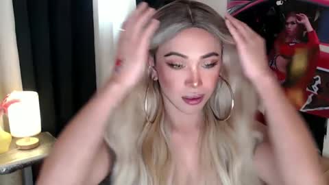 Snapshot of valentina_goddess_tsxxx chatting on February 2025 12:59:01 AM Amanda online show from February 2025 12:59:01 AM