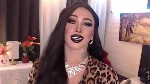 Snapshot of valentina_goddess_tsxxx chatting on October 2025 03:57:02 PM Amanda online show from October 2025 03:57:02 PM