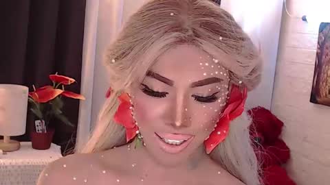 Snapshot of valentina_goddess_tsxxx chatting on November 2025 04:36:01 AM Amanda online show from November 2025 04:36:01 AM