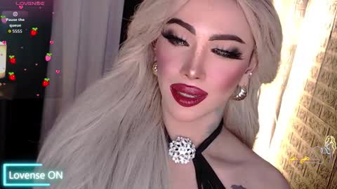 Snapshot of valentina_goddess_tsxxx chatting on November 2025 08:37:02 AM Amanda online show from November 2025 08:37:02 AM