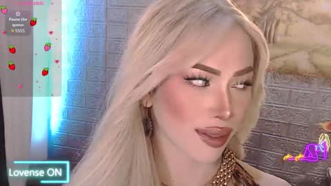 Snapshot of valentina_goddess_tsxxx chatting on November 2025 05:06:02 PM Amanda online show from November 2025 05:06:02 PM