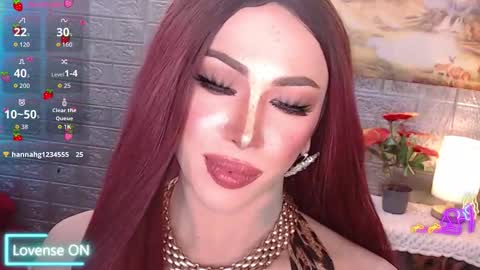 Snapshot of valentina_goddess_tsxxx chatting on December 2025 06:36:02 PM Amanda online show from December 2025 06:36:02 PM