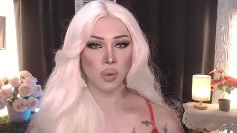 Snapshot of valentina_goddess_tsxxx chatting on February 2026 01:20:02 AM Amanda online show from February 2026 01:20:02 AM