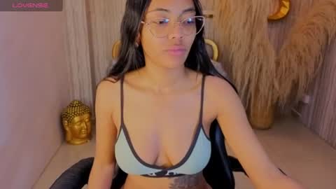 Snapshot of valentina_gomez_s chatting on July 2026 12:33:01 PM Valentina online show from July 2026 12:33:01 PM