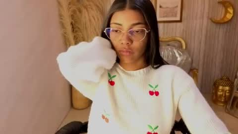 Snapshot of valentina_gomez_s chatting on July 2026 12:33:01 PM Valentina online show from July 2026 12:33:01 PM