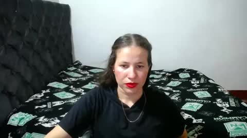 valentina_hz online show from October 2025 02:39:02 PM