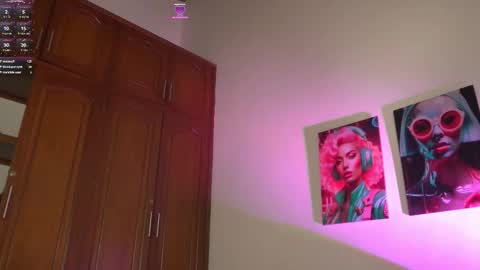 Snapshot of valentina_king18 chatting on March 2026 03:29:01 PM VALENTINA online show from March 2026 03:29:01 PM