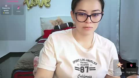 Snapshot of valentina_nappi96 chatting on April 2026 01:53:01 AM VALE online show from April 2026 01:53:01 AM