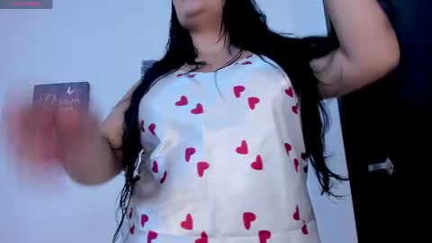 valentina_owens online show from April 2026 12:39:01 PM