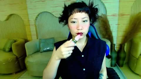 Snapshot of valentina_r_ chatting on February 2026 03:18:01 AM Valentina online show from February 2026 03:18:01 AM