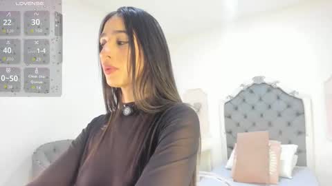 Snapshot of valentina_ross_ chatting on January 2026 11:59:02 AM Valentina online show from January 2026 11:59:02 AM