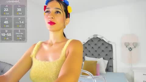 Snapshot of valentina_ross_ chatting on July 2026 11:58:02 AM Valentina online show from July 2026 11:58:02 AM