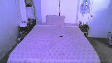 Snapshot of valentinas_dream chatting on April 2026 02:51:02 AM Tina Bates online show from April 2026 02:51:02 AM
