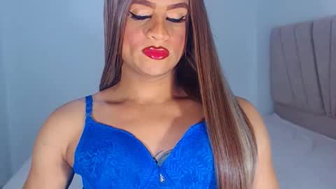 VALENTINA   online show from November 2025 07:06:01 PM