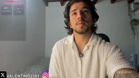 valentino online show from November 2025 12:57:02 AM