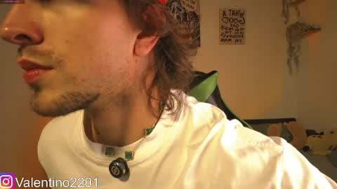 Snapshot of valentino_2201 chatting on April 2026 03:15:01 AM Valentino - 15 OFF valentino2201 online show from April 2026 03:15:01 AM