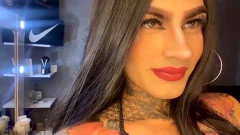 Snapshot of valentino_bs chatting on February 2026 05:53:02 PM valentino_bs online show from February 2026 05:53:02 PM