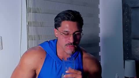    online show from November 2025 10:21:01 PM