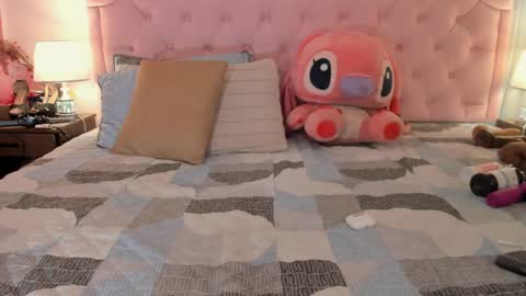 Vale Toro  online show from January 2025 02:36:01 PM