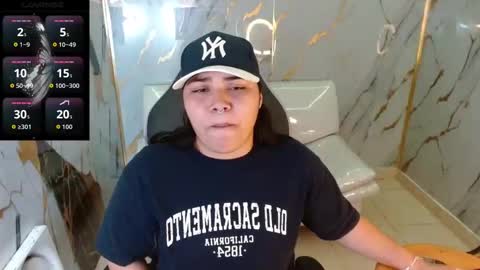 valeri_harpers4 online show from April 2026 07:25:02 AM