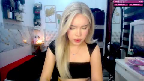VALERIA online show from October 2025 10:35:02 AM