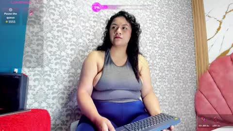 Costume lover online show from February 2026 02:36:01 PM