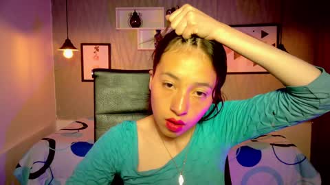 Snapshot of valeria_rossi7 chatting on December 2024 01:06:01 PM Valeria online show from December 2024 01:06:01 PM