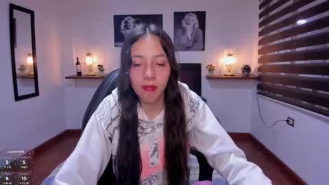 Snapshot of valeria_rossi7 chatting on October 2025 02:19:01 PM Valeria online show from October 2025 02:19:01 PM