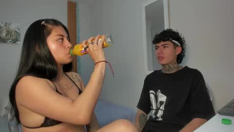 Snapshot of valeriaandarron20 chatting on September 2025 01:14:02 PM valeria and aaron online show from September 2025 01:14:02 PM