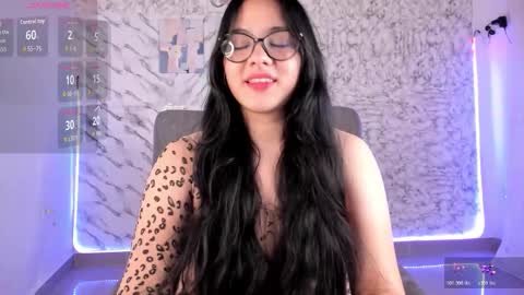 Snapshot of valeriadrems chatting on October 2025 02:01:02 AM Tell me vale online show from October 2025 02:01:02 AM