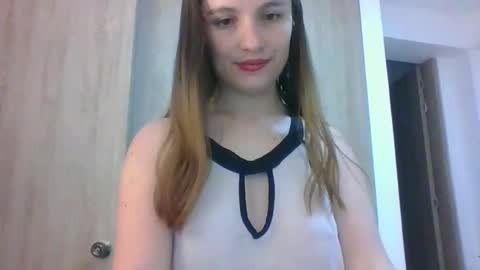 valeriafrannco online show from December 2025 05:25:01 AM