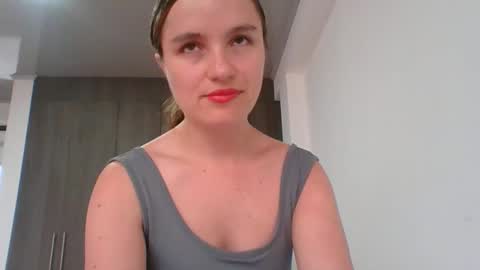 valeriafrannco online show from April 2026 10:33:02 PM