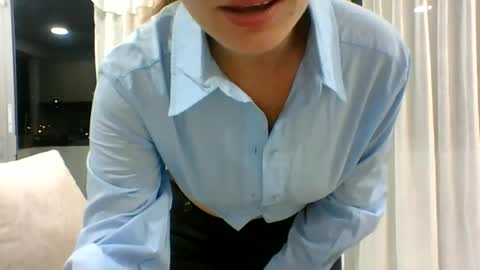 Snapshot of valeriafrannco chatting on June 2026 04:10:01 AM valeriafrannco online show from June 2026 04:10:01 AM