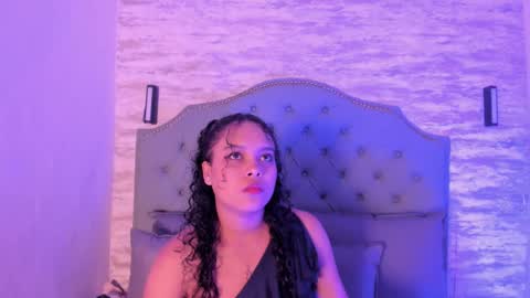 Snapshot of valeriajlio chatting on September 2025 11:35:02 AM Valeria online show from September 2025 11:35:02 AM