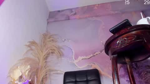 valeriaqueents21 online show from October 2025 01:13:01 PM