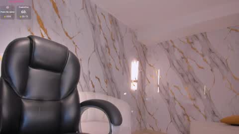 Snapshot of valeriaroldanx chatting on April 2026 01:52:02 PM Valeria online show from April 2026 01:52:02 PM