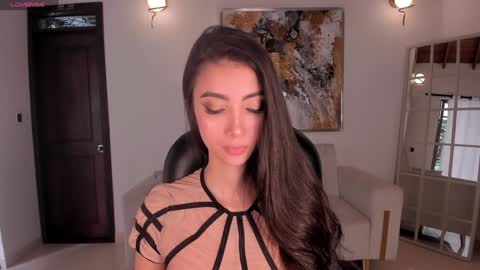 Snapshot of valeriavelvet chatting on February 2025 05:55:02 PM Vale online show from February 2025 05:55:02 PM