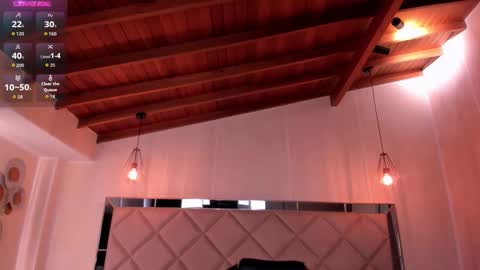 Snapshot of valeriavelvet chatting on October 2025 12:18:02 PM Vale online show from October 2025 12:18:02 PM