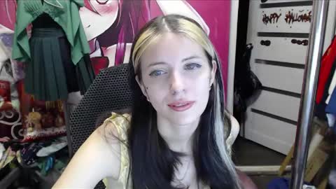 ValeriaXKiss online show from February 2026 04:35:01 PM