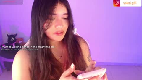 Snapshot of valeribell1 chatting on April 2026 04:06:01 AM Valeri online show from April 2026 04:06:01 AM