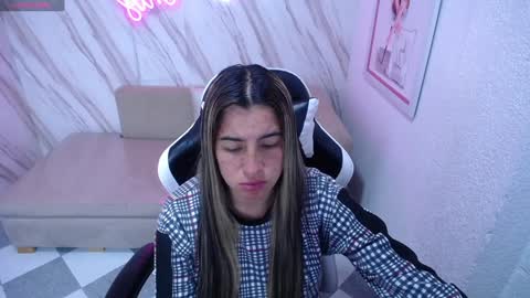 valerie_b online show from February 2025 03:00:02 AM