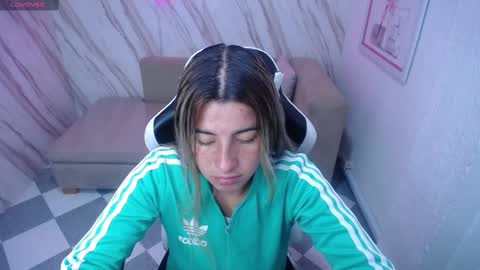 valerie_b online show from February 2025 03:07:01 AM