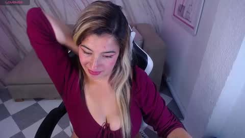 valerie_b online show from February 2025 10:42:01 PM