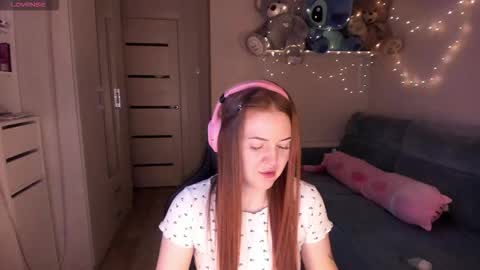 Snapshot of valerie_cutee chatting on March 2026 01:05:02 PM Lera online show from March 2026 01:05:02 PM