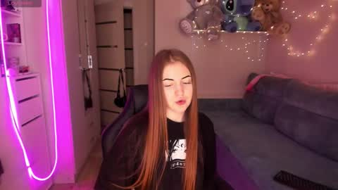 Snapshot of valerie_cutee chatting on March 2026 11:27:01 AM Lera online show from March 2026 11:27:01 AM